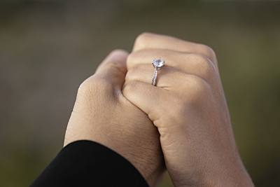 How To Choose The Perfect Engagement Ring For Your Partner